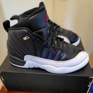 Preschool Retro 12 Jordan Sneakers